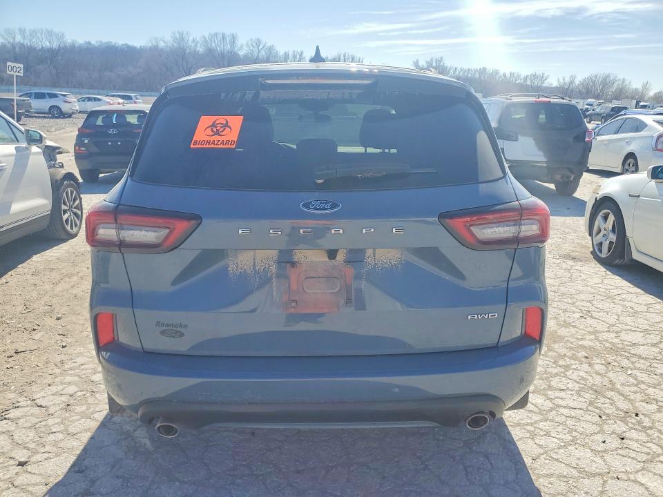 Photo 6 from auction – 2023 FORD ESCAPE with VIN 1FMCU9NA2PUA67074