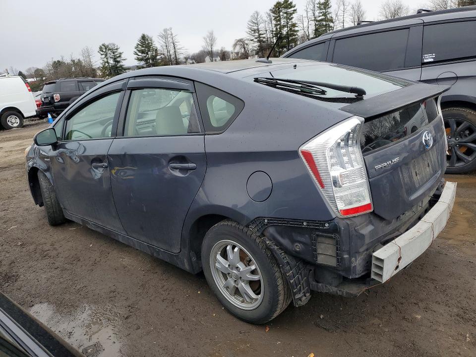 Photo 2 from auction – 2011 TOYOTA PRIUS with VIN JTDKN3DU3B1468939