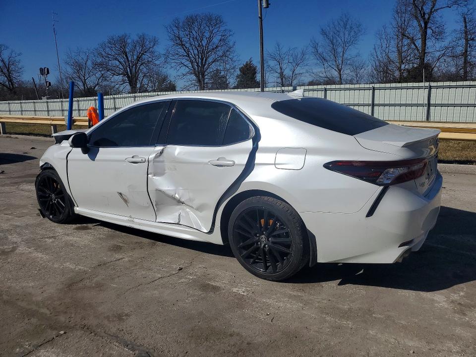 Photo 2 from auction – 2024 TOYOTA CAMRY with VIN 4T1K31AK2RU622767