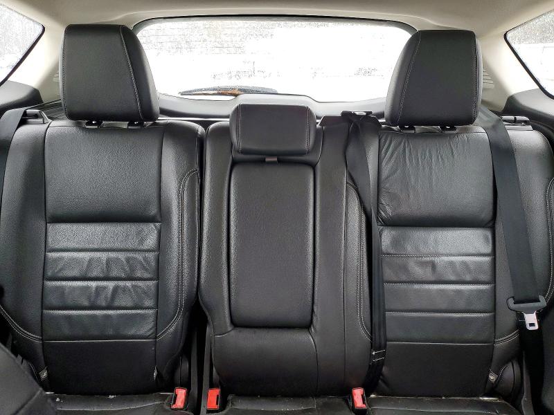 Photo 10 from auction – 2016 FORD C-MAX PREM with VIN 1FADP5CU1GL117450