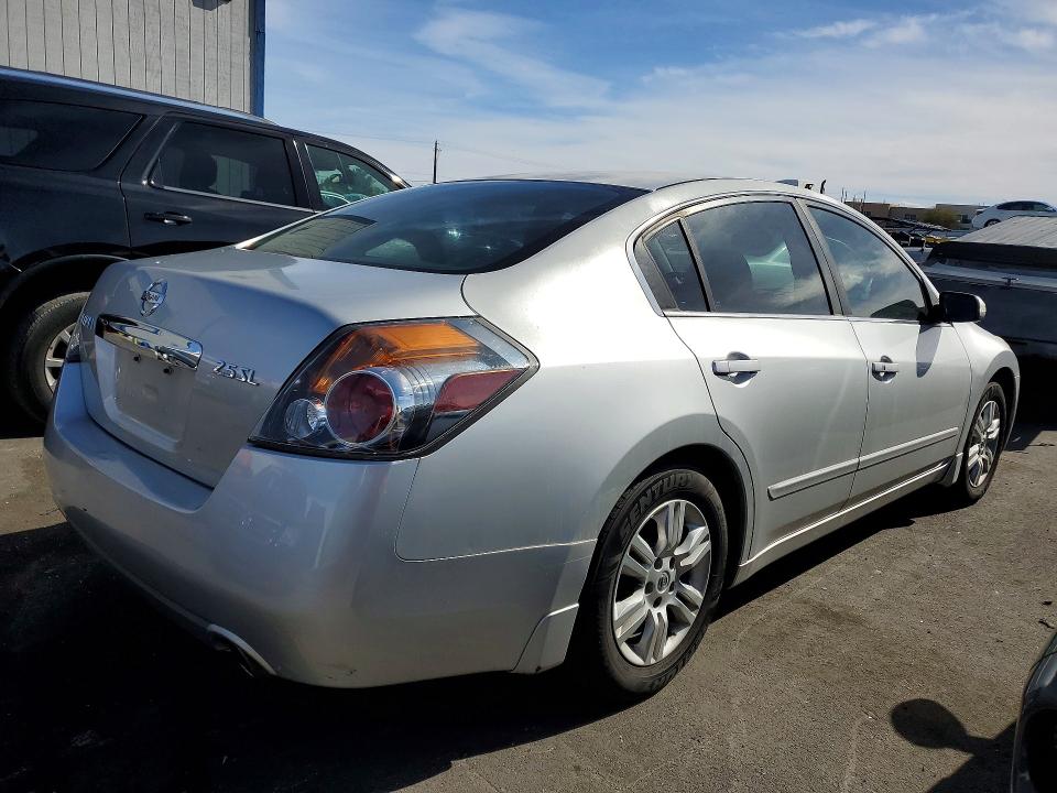 Photo 3 from auction – 2011 NISSAN ALTIMA with VIN 1N4AL2AP5BC184393