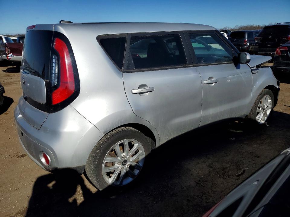 Photo 3 from auction – 2019 KIA SOUL with VIN KNDJP3A54K7635728