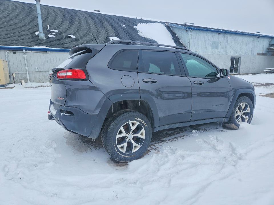 Photo 3 from auction – 2015 JEEP CHEROKEE with VIN 1C4PJMBS4FW644348