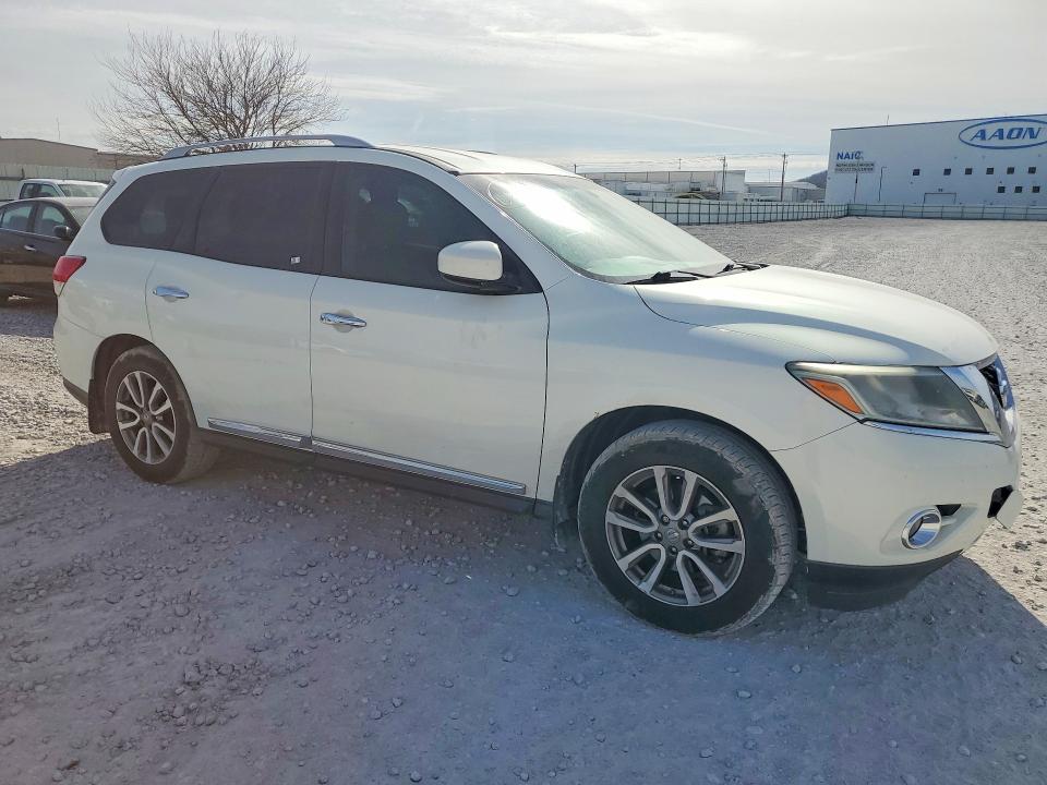 Photo 4 from auction – 2014 NISSAN PATHFINDER with VIN 5N1AR2MN3EC725377