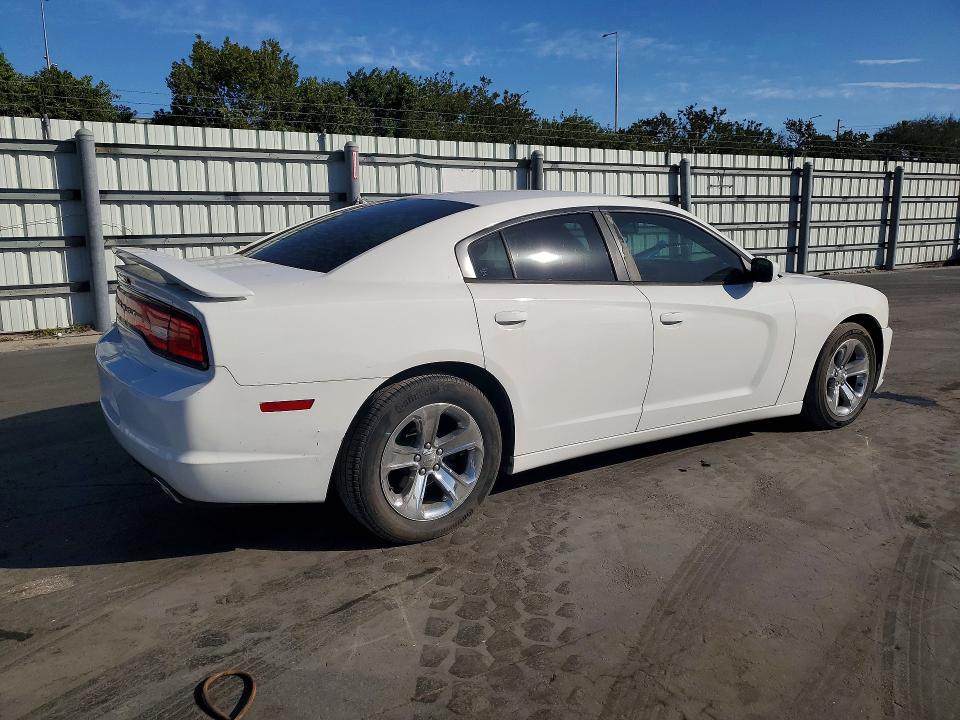 Photo 3 from auction – 2013 DODGE CHARGER with VIN 2C3CDXBG9DH534897