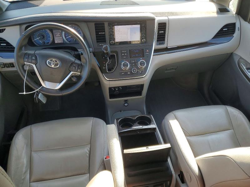 Photo 8 from auction – 2018 TOYOTA SIENNA with VIN 5TDYZ3DC9JS914499