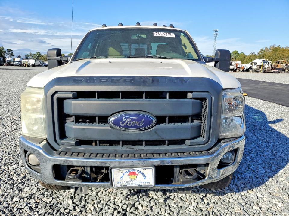 Photo 5 from auction – 2011 FORD F350 SUPER with VIN 1FT8W3BT7BEA74158