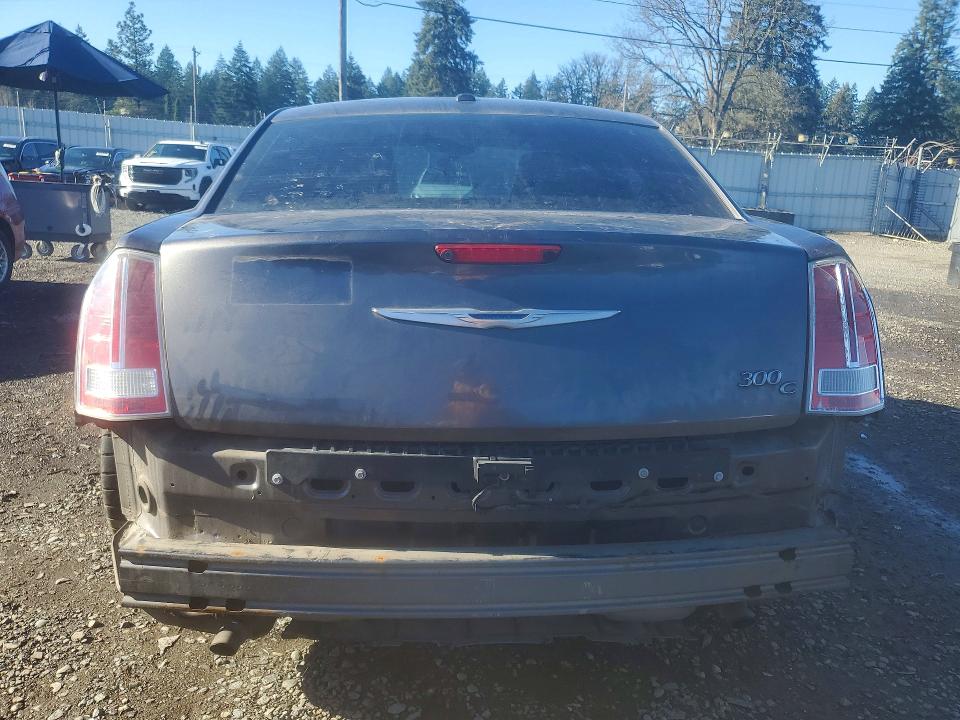 Photo 6 from auction – 2014 CHRYSLER 300C with VIN 2C3CCAEG3EH382239