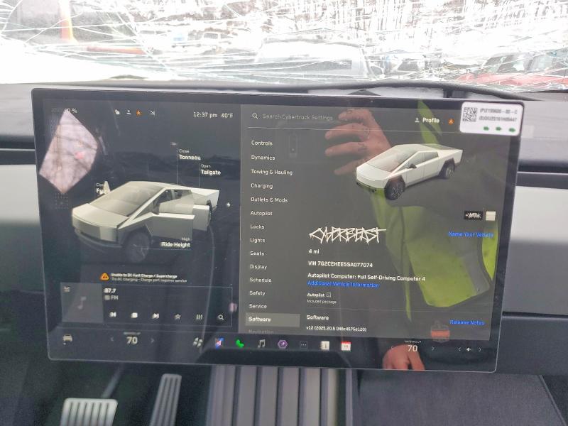 Photo 9 from auction – 2025 TESLA CYBERTRUCK with VIN 7G2CEHEE5SA077074