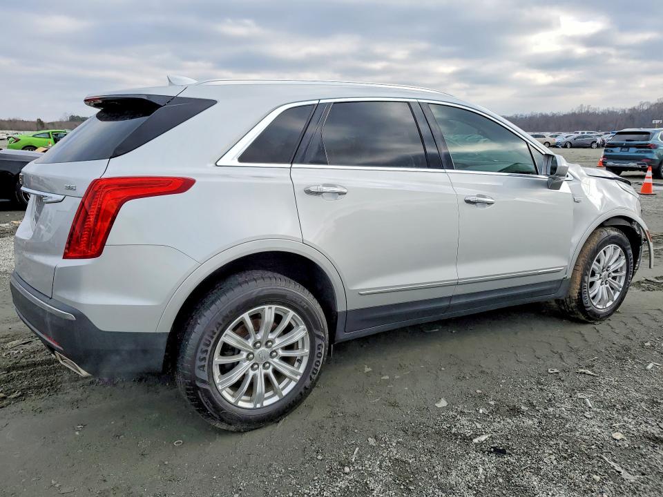 Photo 3 from auction – 2019 CADILLAC XT5 with VIN 1GYKNARS1KZ134982