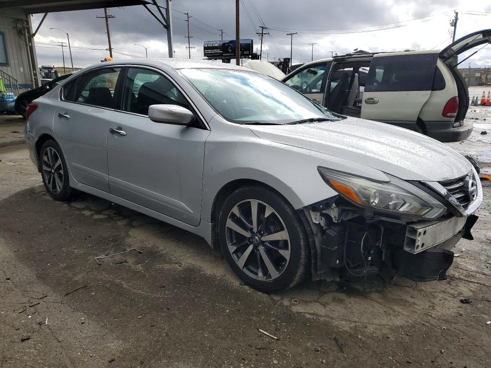 Photo 4 from auction – 2017 NISS ALTIMA with VIN 1N4AL3AP1HN322501