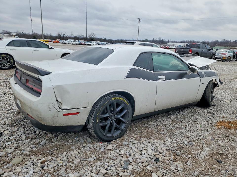 Photo 3 from auction – 2019 DODGE CHALLENGER with VIN 2C3CDZBT6KH677067