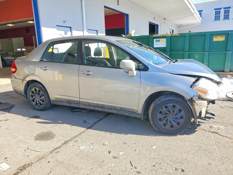 Photo 4 from auction – 2011 NISSAN VERSA with VIN 3N1BC1AP5BL415986