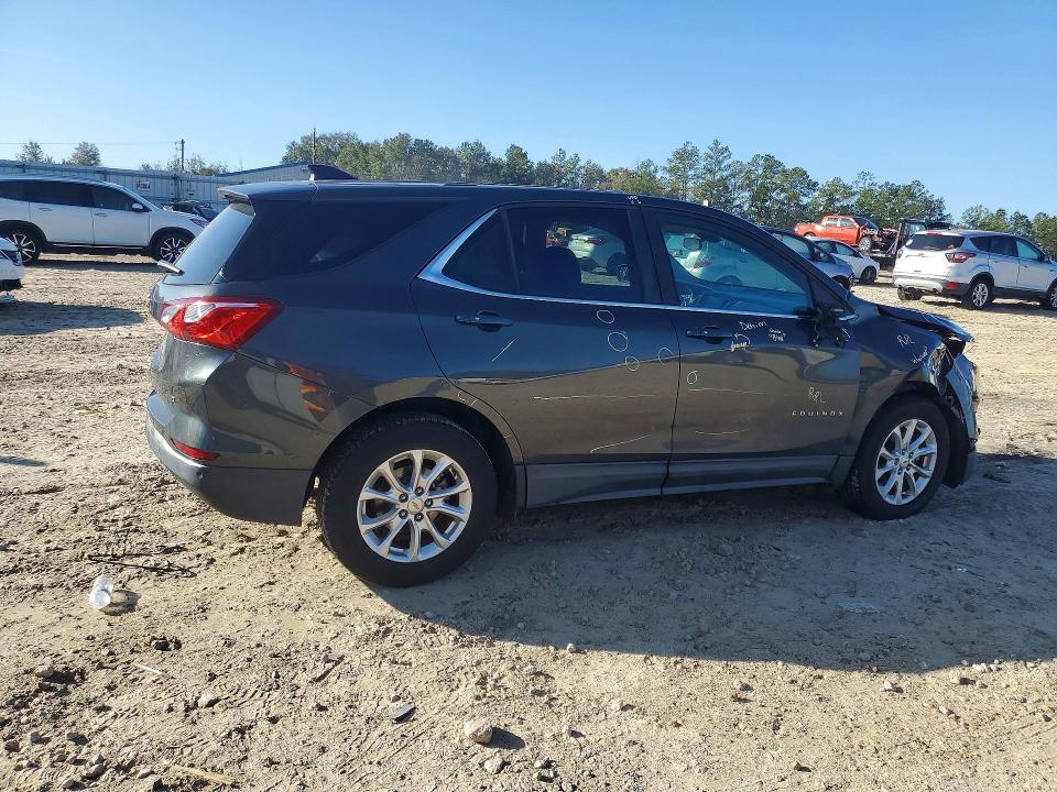 Photo 3 from auction – 2018 CHEVROLET EQUINOX with VIN 2GNAXJEV6J6106074