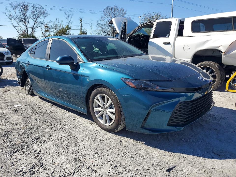 Photo 4 from auction – 2025 TOYOTA CAMRY with VIN 4T1DAACK0SU649676