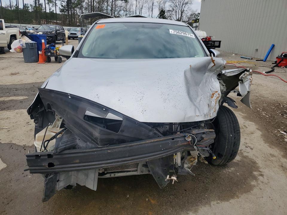 Photo 5 from auction – 2014 NISSAN SENTRA with VIN 3N1AB7AP9EY214701