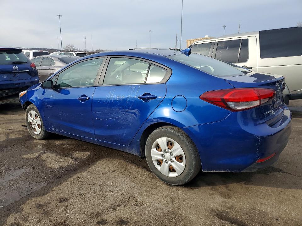 Photo 2 from auction – 2018 KIA FORTE LX with VIN 3KPFK4A78JE278094