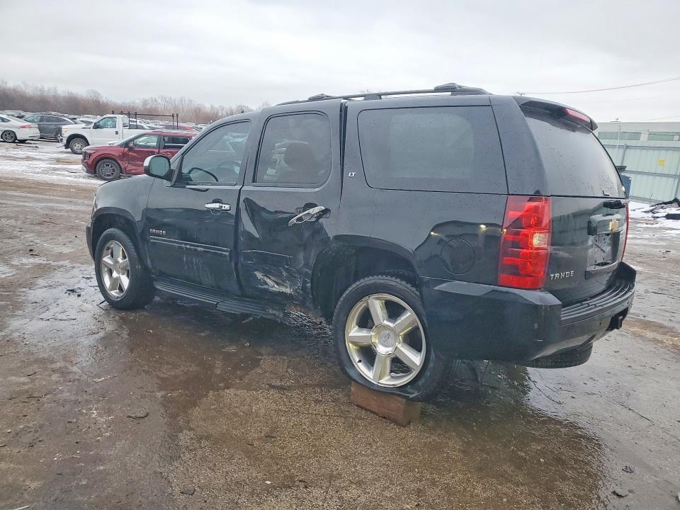 Photo 2 from auction – 2014 CHEVROLET TAHOE C150 with VIN 1GNSCBE04ER114985