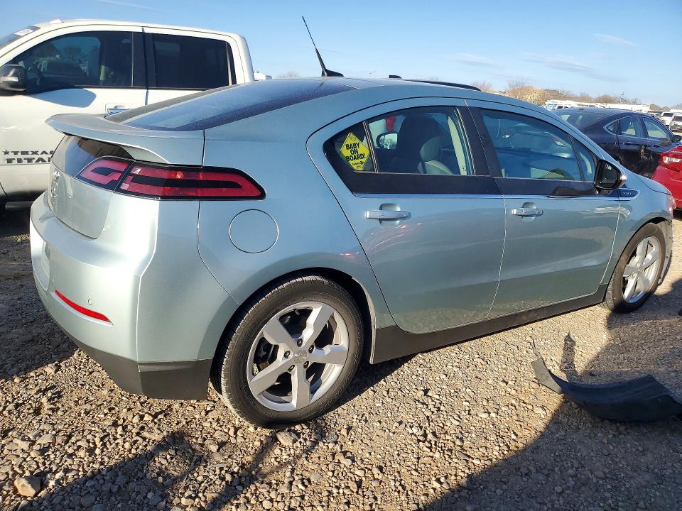 Photo 3 from auction – 2013 CHEVROLET VOLT with VIN 1G1RD6E48DU138001