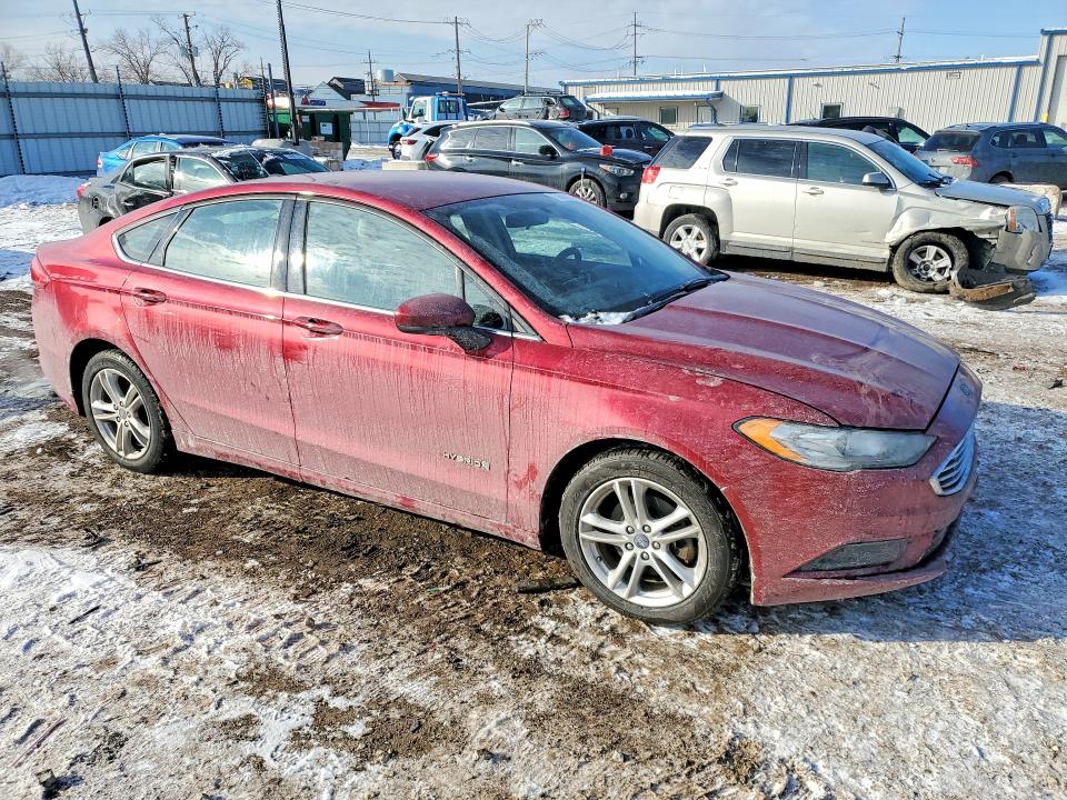 Photo 4 from auction – 2018 FORD FUSION with VIN 3FA6P0LU5JR147376