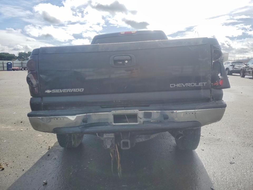 Photo 6 from auction – 2002 CHEVROLET SILVERADO with VIN 1GCHK23G32F197733