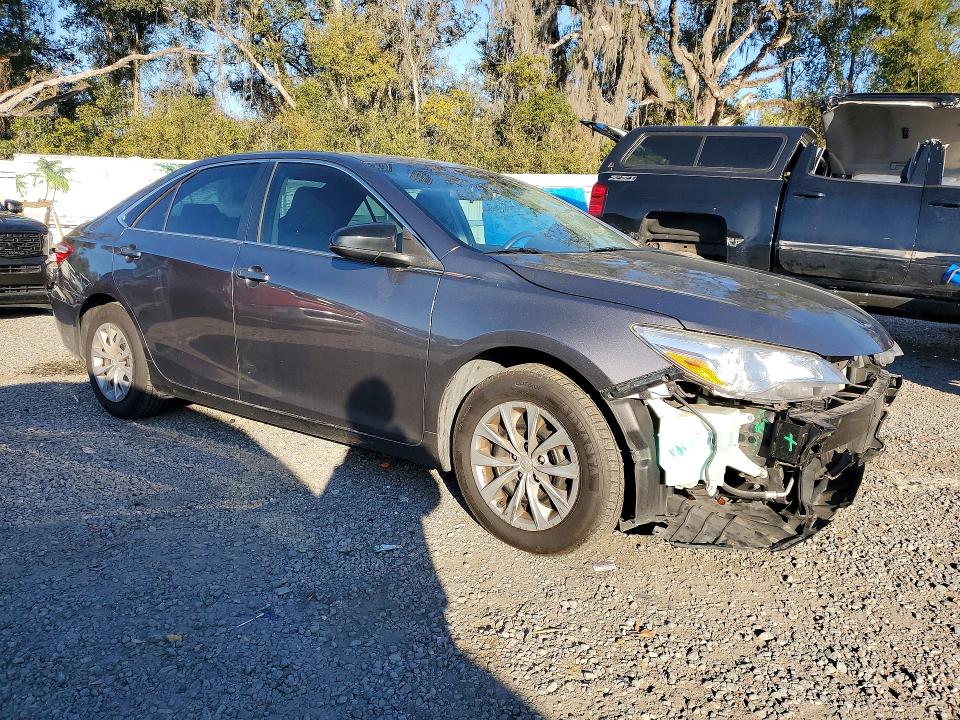 Photo 4 from auction – 2017 TOYOTA CAMRY LE with VIN 4T1BF1FK7HU331776