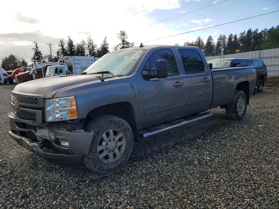 CHEVROLET SILVERADO 2013 with VIN 1GC4K1E85DF160622 - Photo from auction