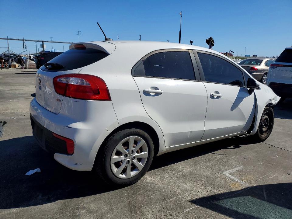 Photo 3 from auction – 2016 KIA RIO with VIN KNADM5A33G6687961