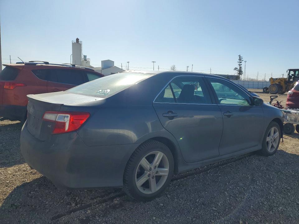 Photo 3 from auction – 2012 TOYOTA CAMRY with VIN 4T1BF1FK3CU039826