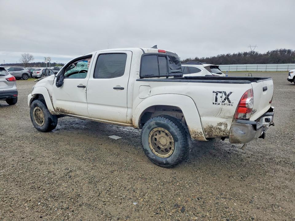 Photo 2 from auction – 2014 TOYOTA TACOMA with VIN 5TFLU4EN2EX104243
