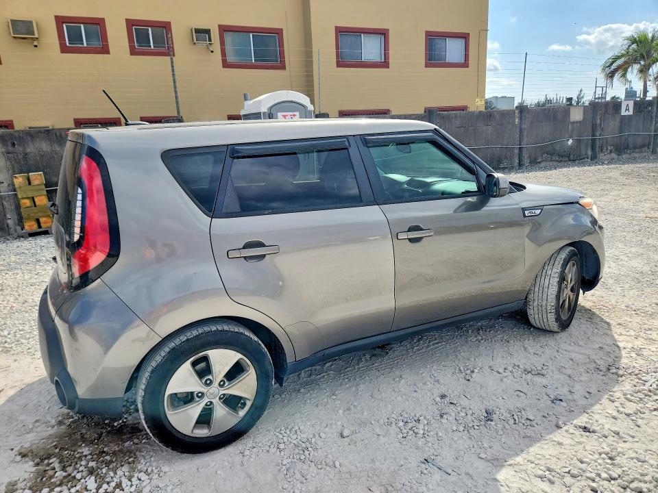 Photo 3 from auction – 2015 KIA SOUL with VIN KNDJN2A25F7161476