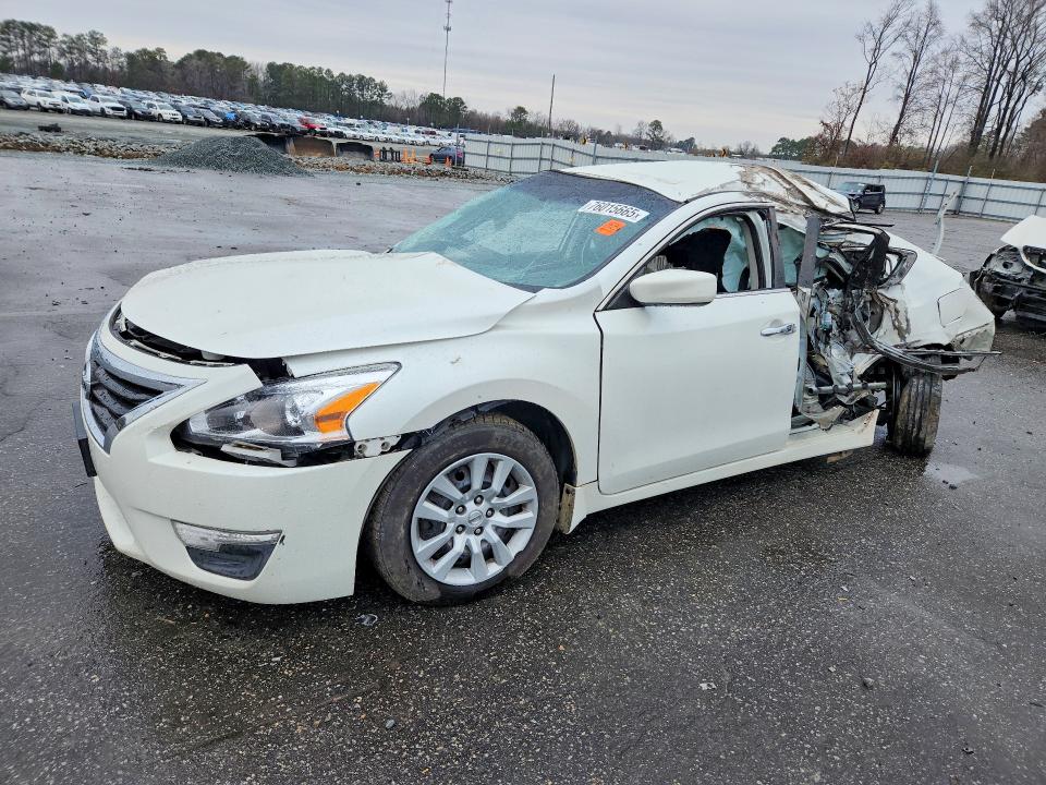 Photo 1 from auction – 2015 NISSAN ALTIMA with VIN 1N4AL3AP6FC165184