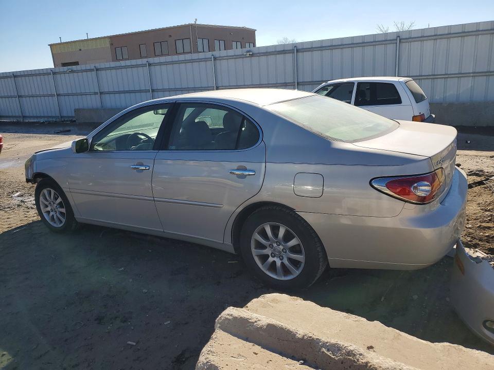 Photo 2 from auction – 2002 LEXUS ES 300 with VIN JTHBF30G920008833