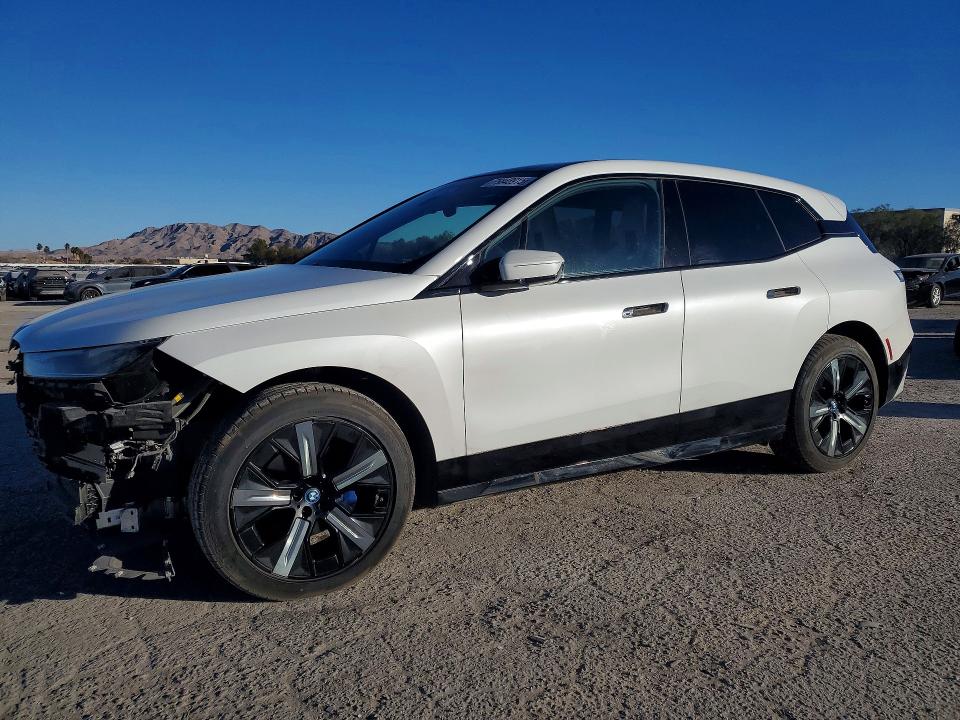 2023 BMW IX XDRIVE5
