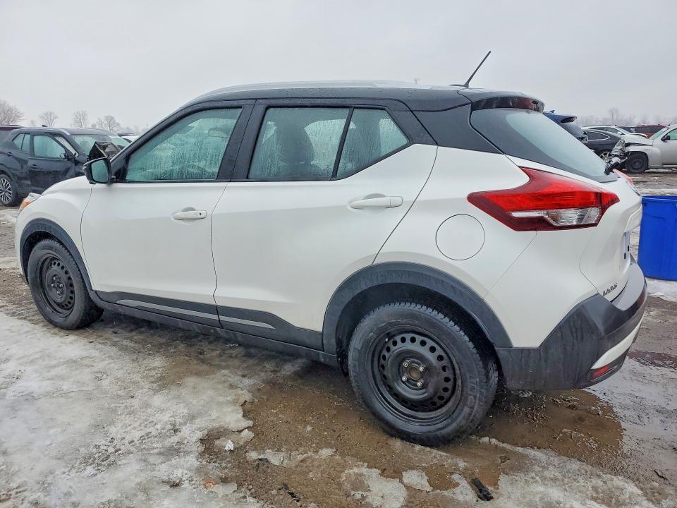 Photo 2 from auction – 2019 NISSAN KICKS with VIN 3N1CP5CU0KL561912