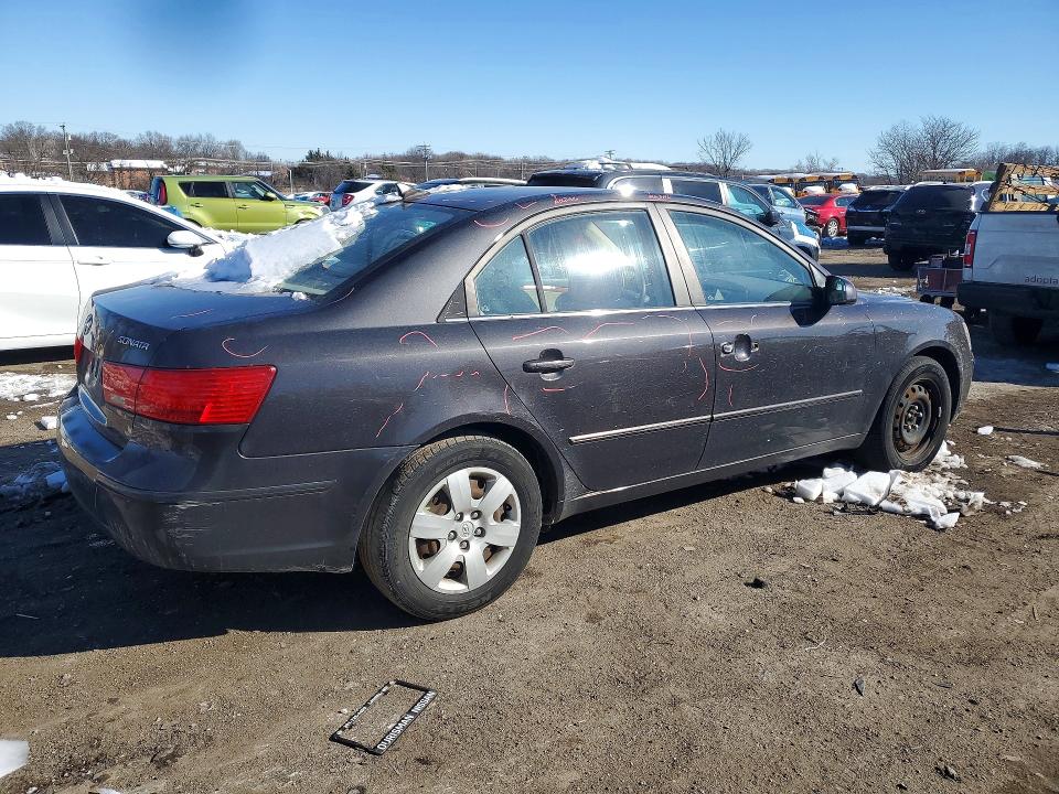 Foto 3 de la subasta – 2009 HYUNDAI SONATA GLS con VIN 5NPET46C19H493435