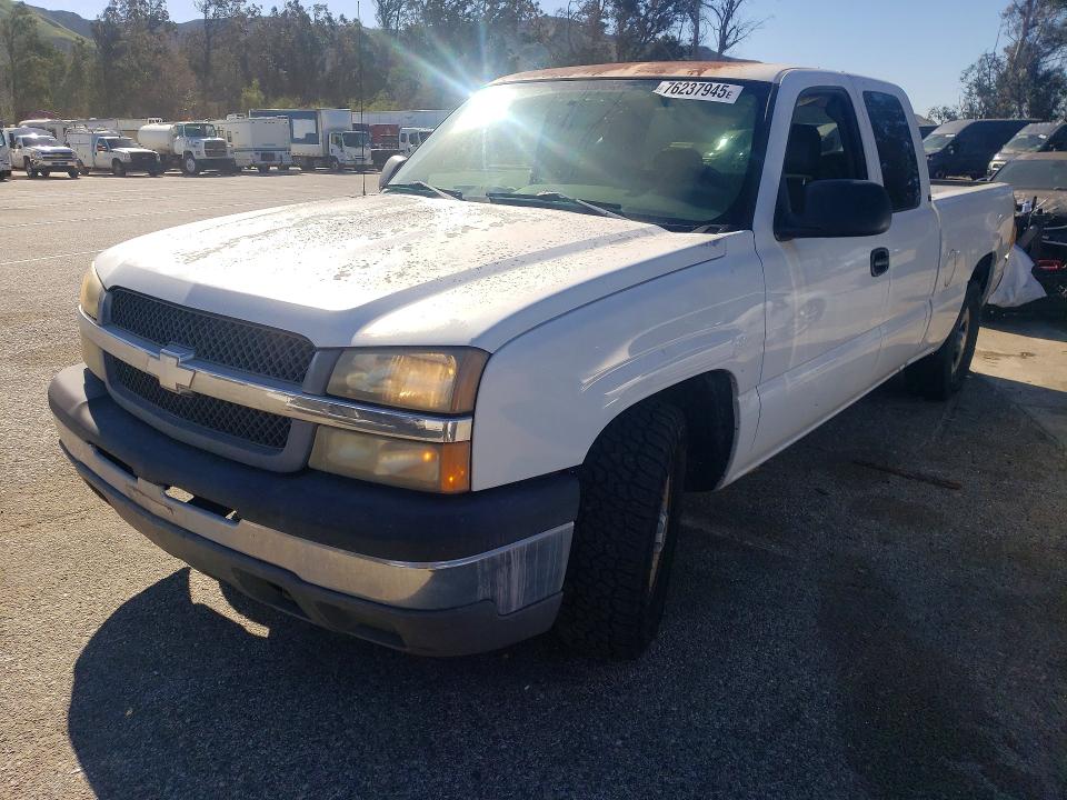 CHEVROLET SILVERADO 2004 with VIN 2GCEC19T041420710 - Photo from auction