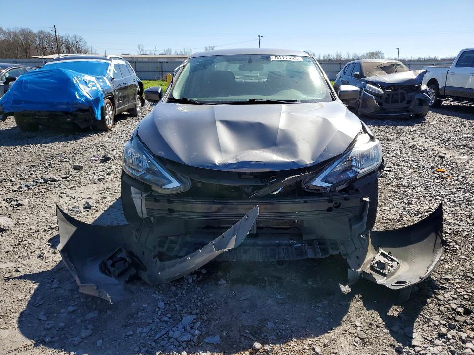 Photo 5 from auction – 2017 NISSAN SENTRA with VIN 3N1AB7AP1HY359283