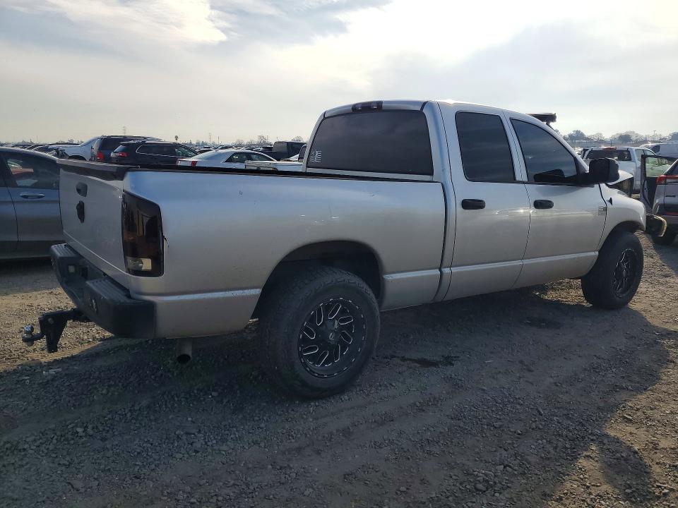 Photo 3 from auction – 2002 DODGE RAM 1500 with VIN 1B7HA18N62J102003
