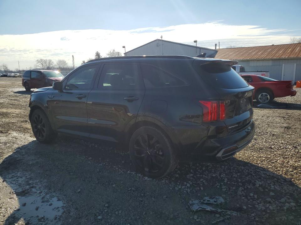 Photo 2 from auction – 2023 KIA SORENTO with VIN 5XYRK4LF2PG214081