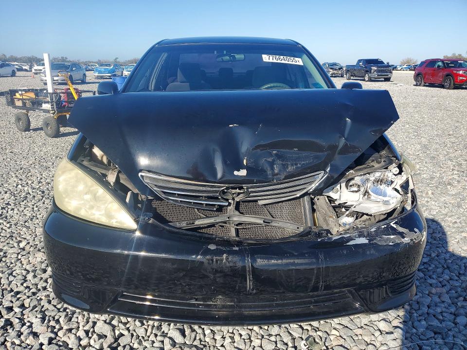 Photo 5 from auction – 2005 TOYOTA CAMRY with VIN 4T1BE32K55U036157