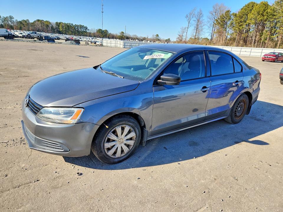 Photo 1 from auction – 2014 VOLKSWAGEN JETTA BASE with VIN 3VW2K7AJ1EM302322
