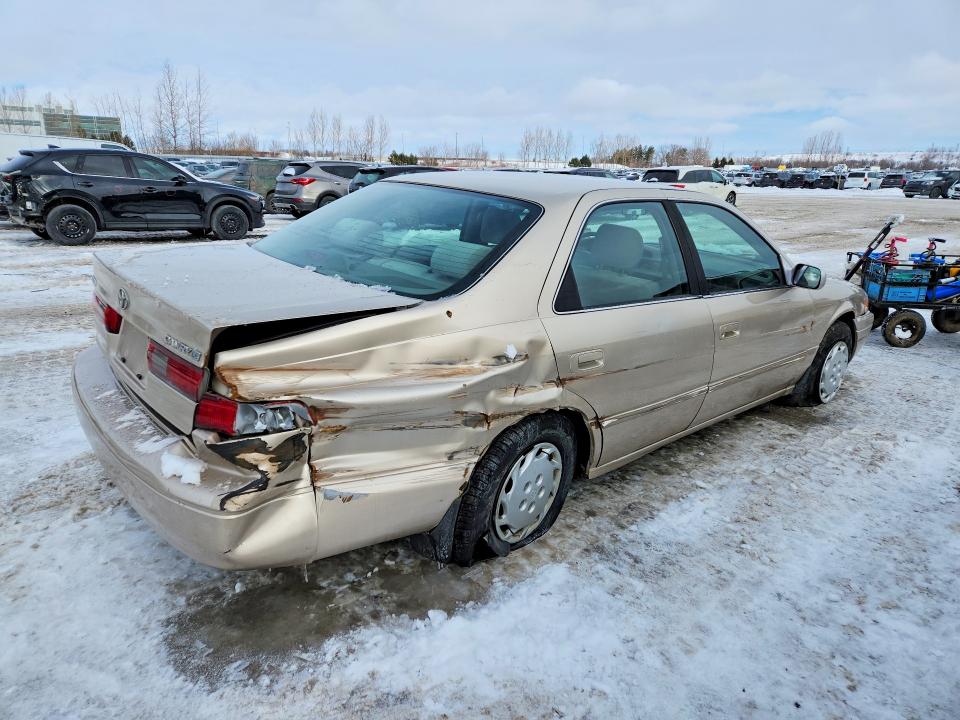 Photo 3 from auction – 1998 TOYOTA CAMRY with VIN JT2BG22K7W0120362