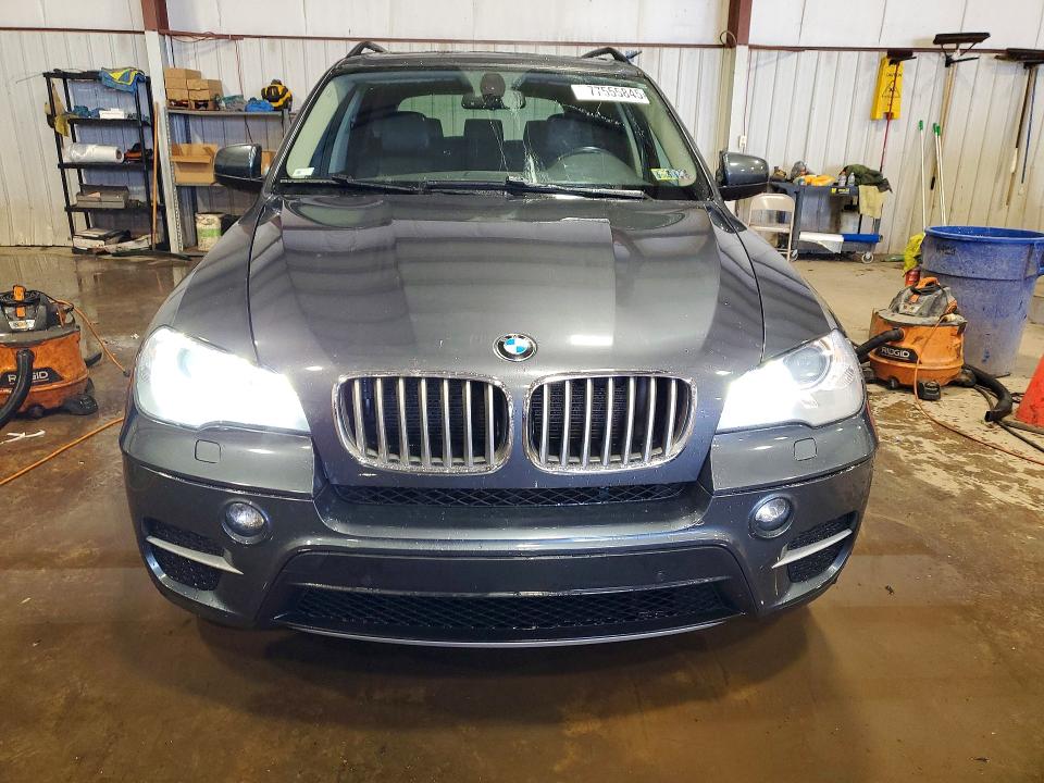 Photo 5 from auction – 2013 BMW X5 XDRIVE3 with VIN 5UXZV4C59D0G52548