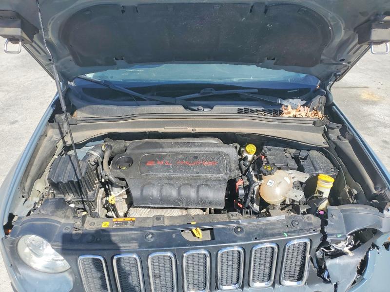 Photo 11 from auction – 2017 JEEP RENEGADE with VIN ZACCJABB0HPF73548