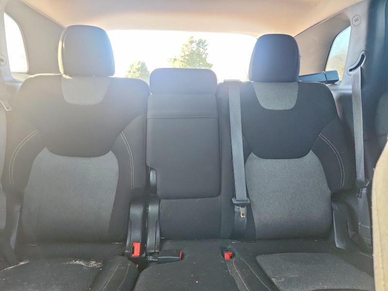 Photo 10 from auction – 2016 JEEP CHEROKEE with VIN 1C4PJLABXGW233274