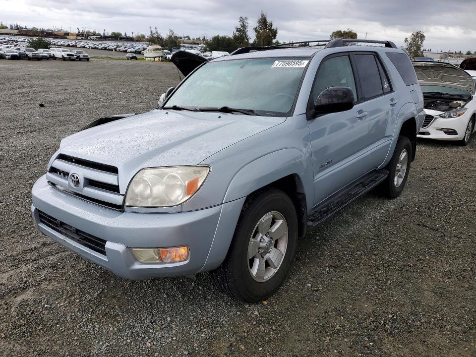 TOYOTA 4RUNNER SR 2004 with VIN JTEBU14R240044479 - Photo from auction