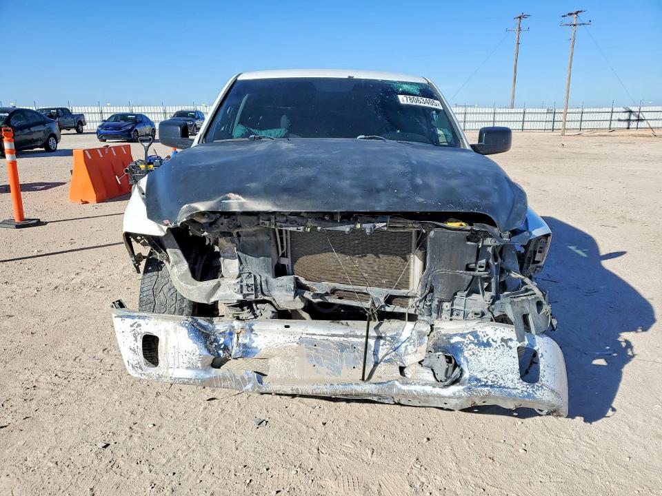 Photo 5 from auction – 2015 RAM 1500 with VIN 1C6RR6GT1FS703062