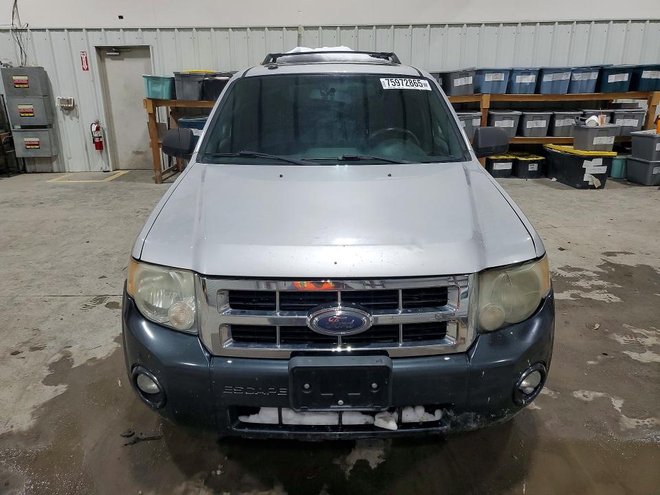 Photo 5 from auction – 2010 FORD ESCAPE XLT with VIN 1FMCU0DG7AKC99657