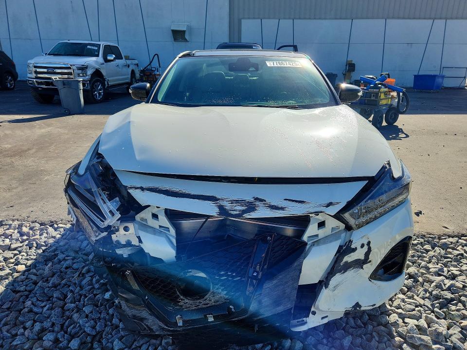 Photo 5 from auction – 2023 NISSAN MAXIMA with VIN 1N4AA6FV1PC507026